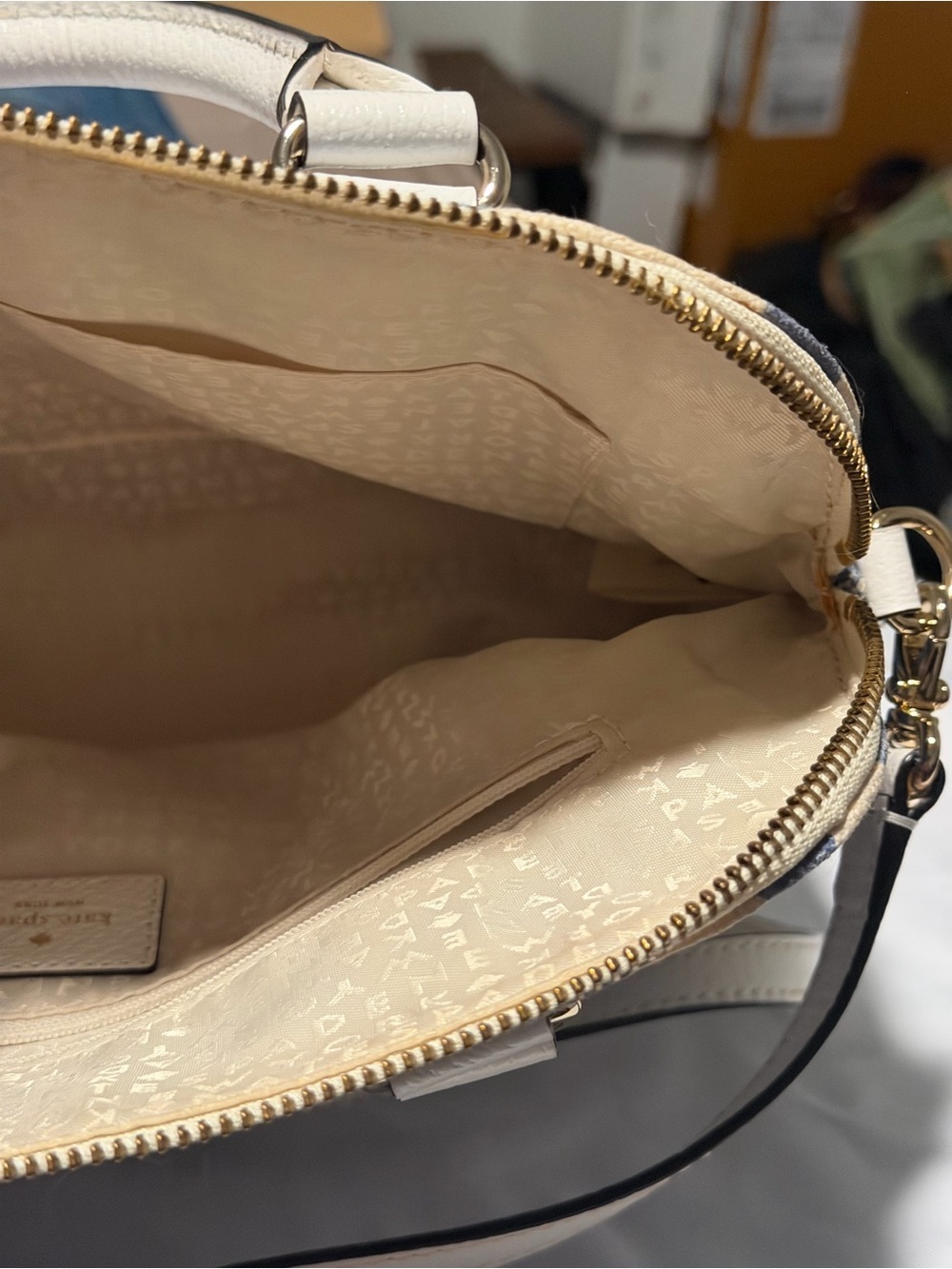 Kate Spade Wellesley Leaves
Canvas Rachelle Purse - Picture 8 of 16